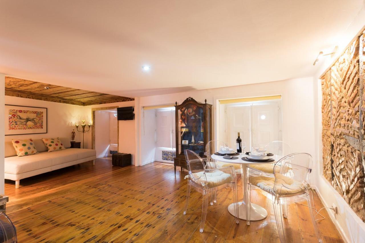 Charming Apartment Travessa Do Alcaide Lisboa Exterior foto