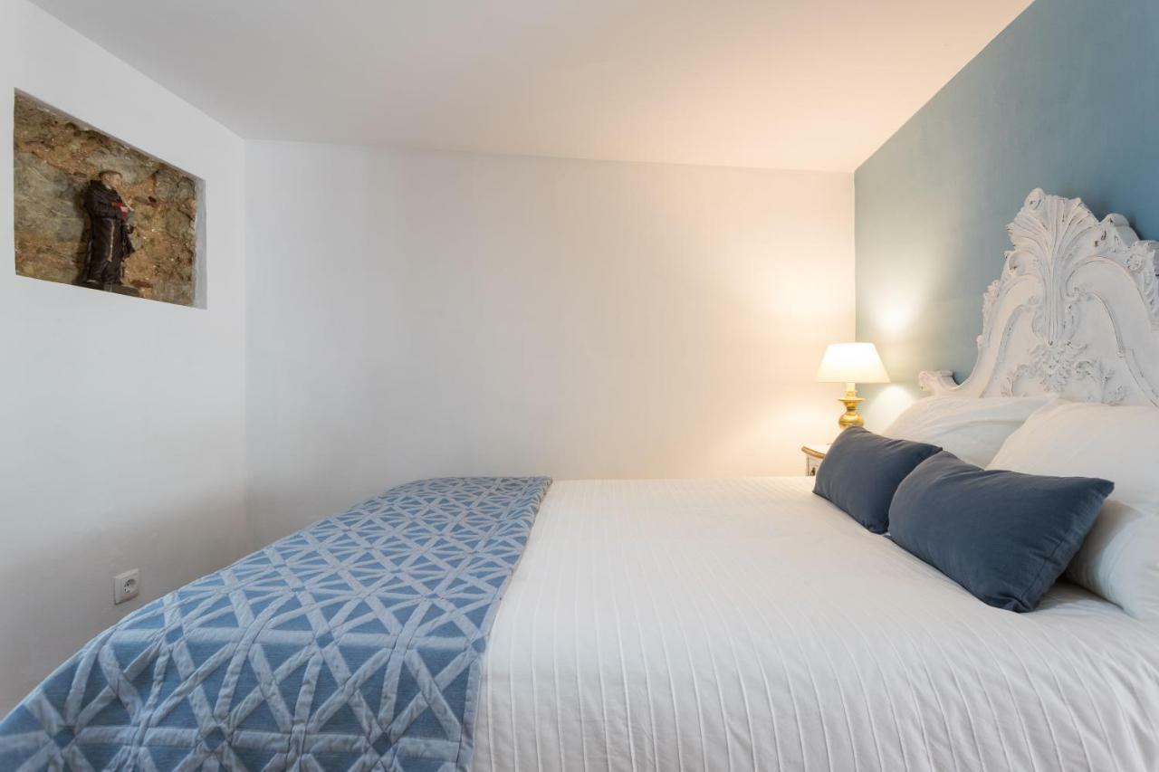 Charming Apartment Travessa Do Alcaide Lisboa Exterior foto